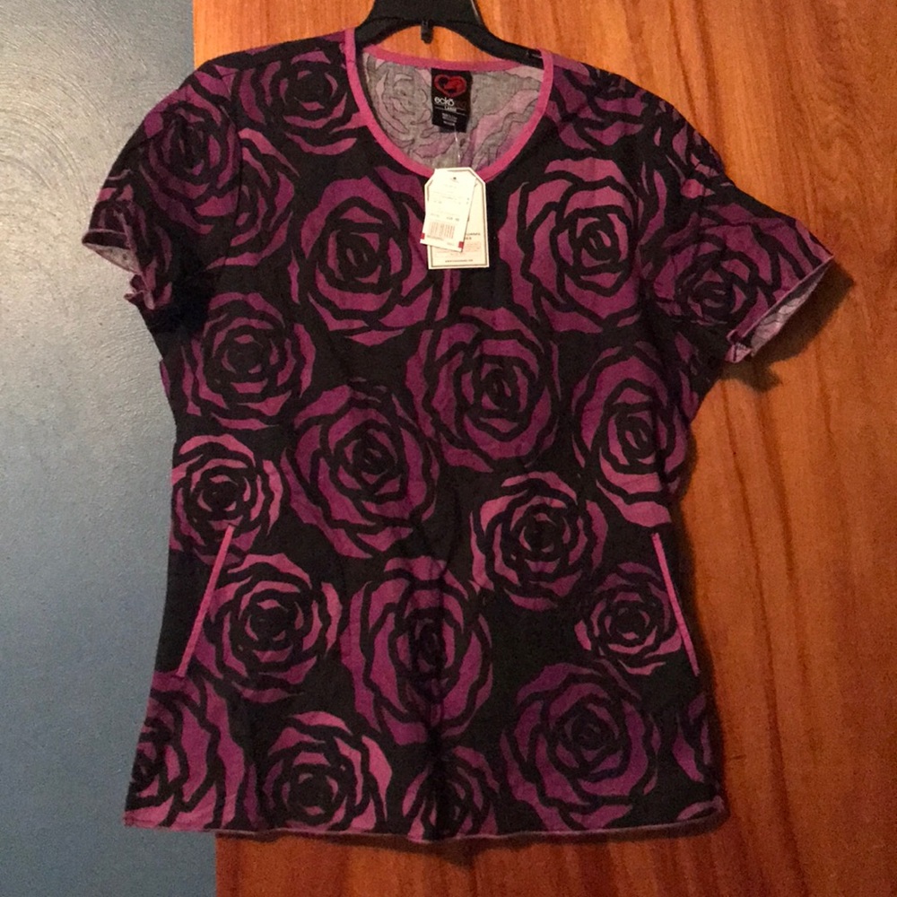 Scrub top large